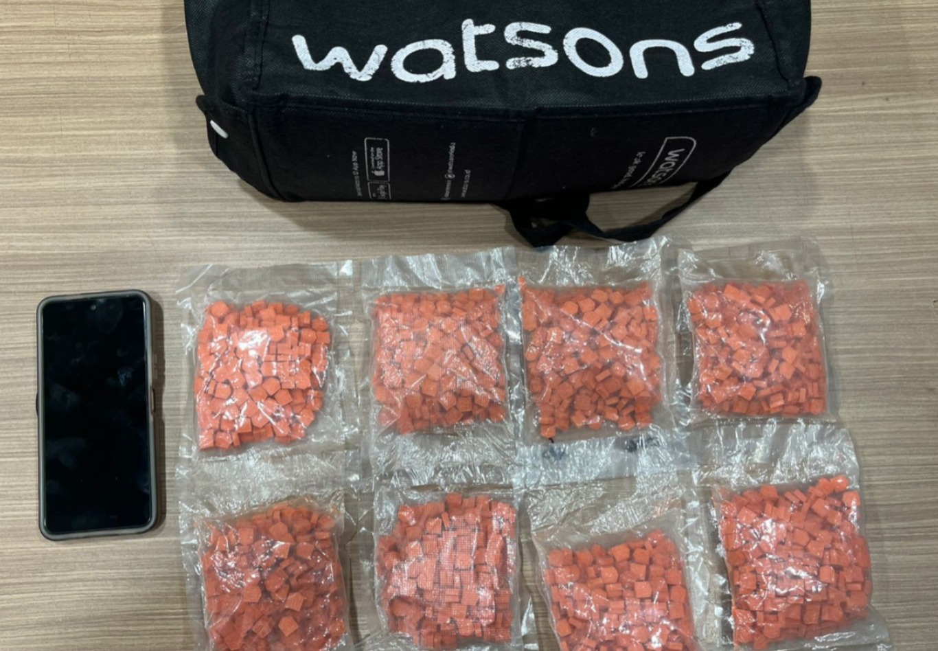 Barang bukti narkoba yang disita di lokasi penangkapan (SinPo.id/Dok.PMJ)