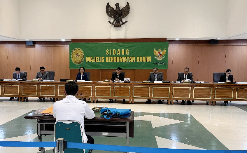 Ilustrasi Sidang MKH terhadap hakim DD di Gedung MA. (SinPo.id/dok. KY)