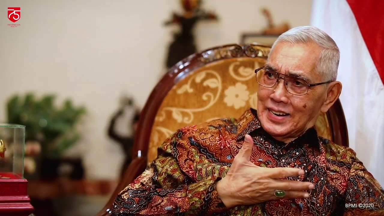 Wakil Presiden ke-6 Republik Indonesia, Try Sutrisno (SinPo.id/YouTube)