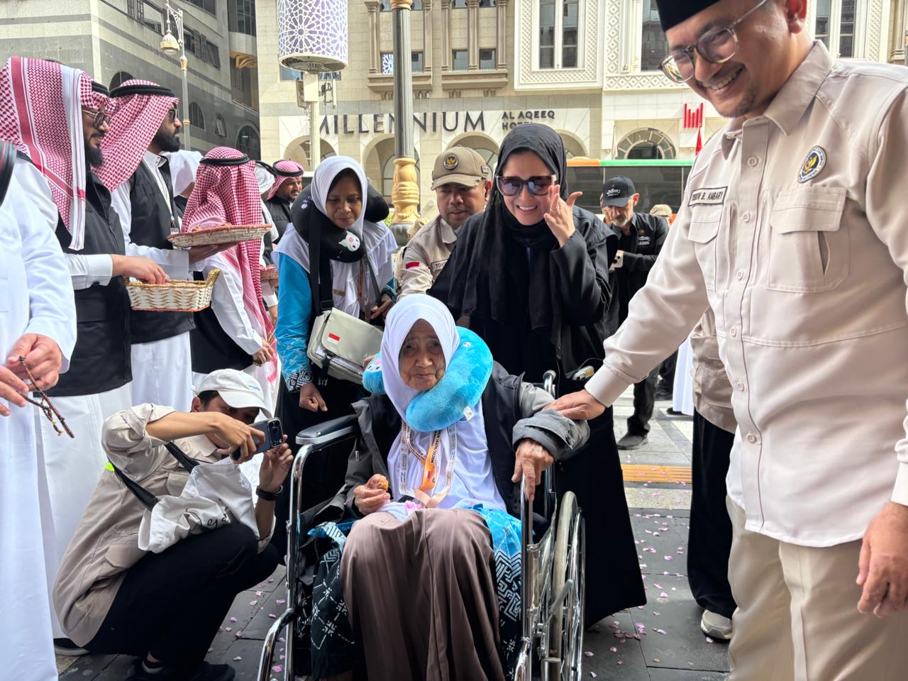 Calon jamaah Haji tiba di Madinah (SinPo.id/Bakom RI)