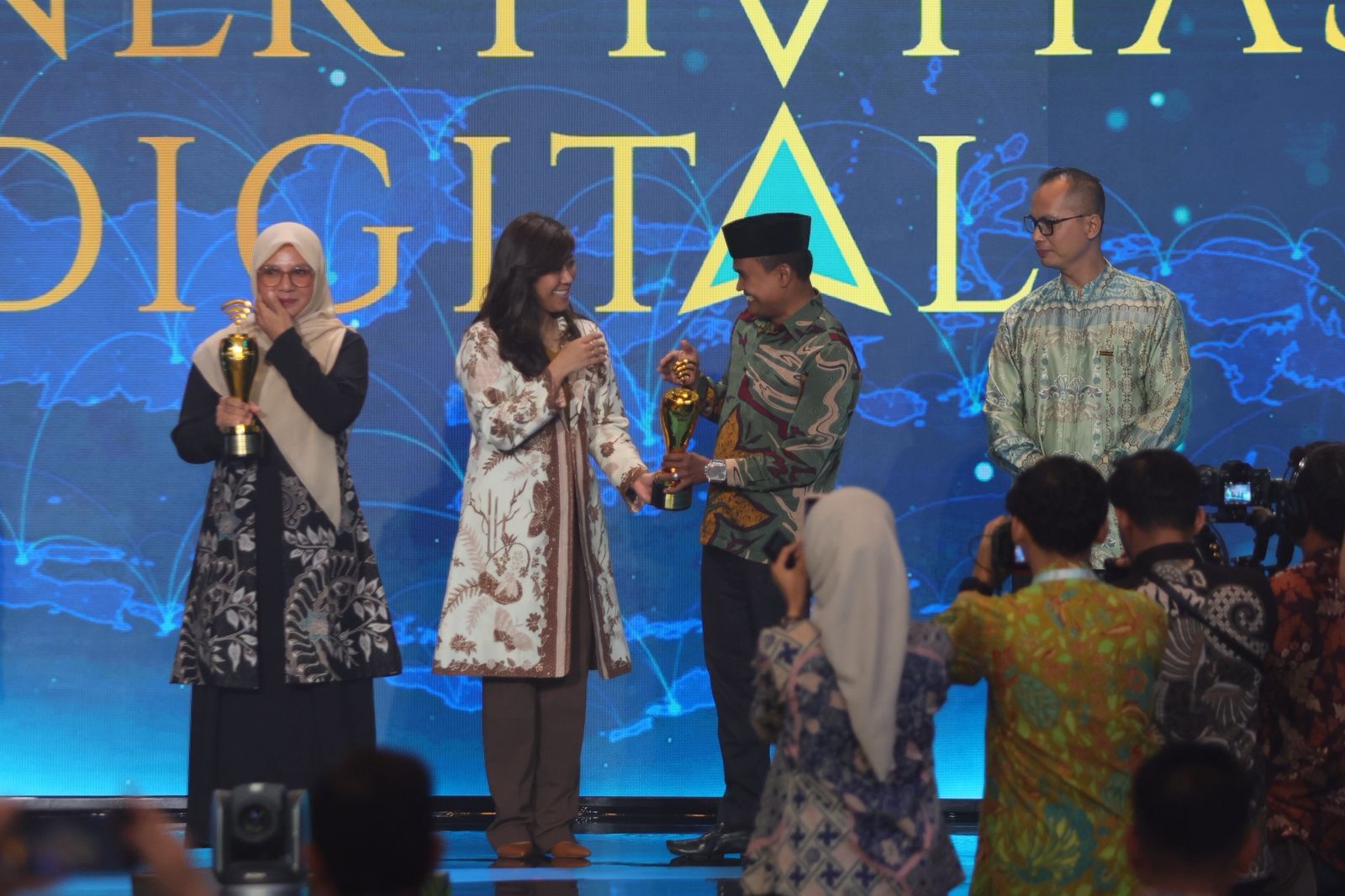 Apresiasi Konektivitas Digital 2026 yang merupakan bentuk penghargaan bagi para pihak yang berkontribusi dalam memperluas akses dan pemerataan konektivitas digital di Indonesia. (SinPo.id/Istimewa)