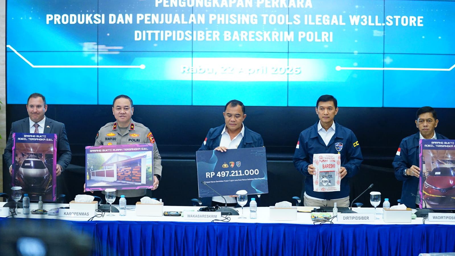 Konferensi pers pengungkapan jaringan penjualan alat phissing (SinPo.id/ Humas Polri)