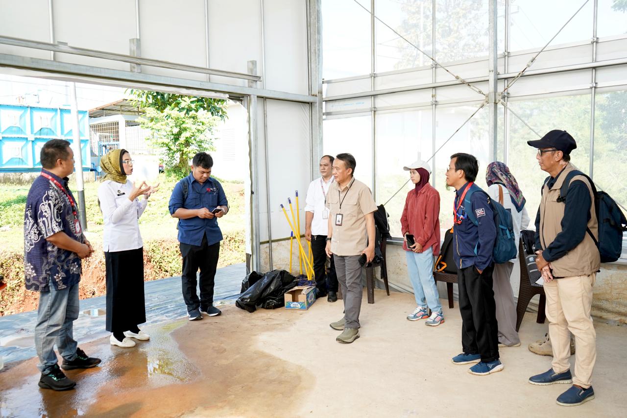 Kunjungan BGN ke fasilitas Smart Greenhouse milik BRIN (SinPo.id/BGN)