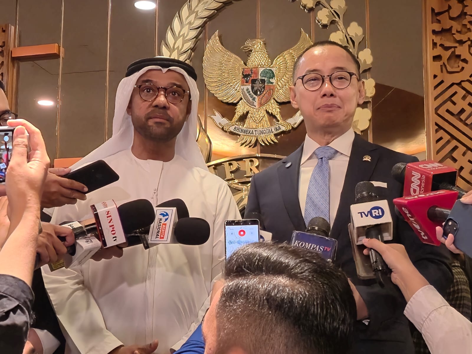 Duta Besar Uni Emirat Arab dan Wakil Ketua MPR RI, Eddy Soeparno. (SinPo.id/Galuh Ratnatika)