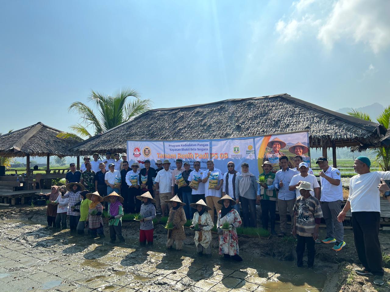 Forum Jupnas Gizi dukung penanaman bibit padi unggul varietas PS 08 (SinPo.id/ Dok. Forum Jupnas)