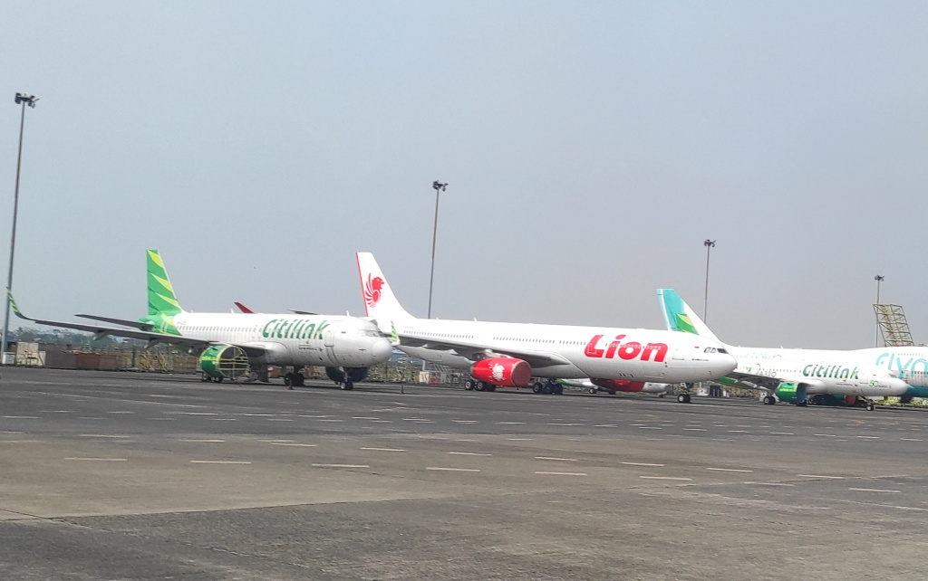 Ilustrasi sejumlah pesawat sedang parkir di Bandara Soekarno-Hatta. (SinPo.id/Ashar)