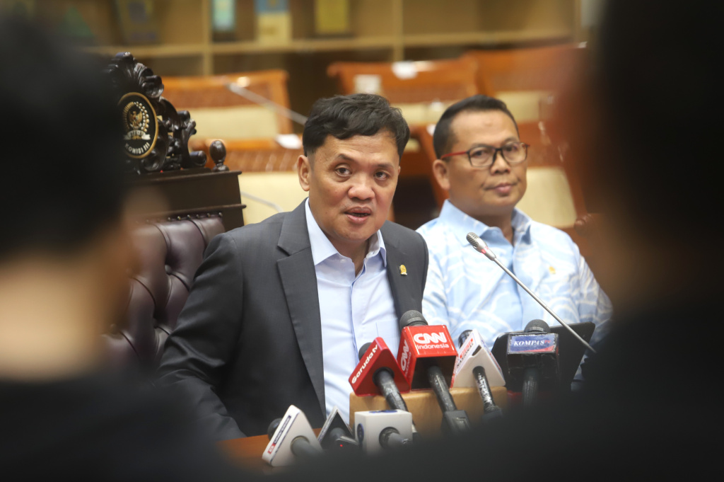 Komisi III DPR mengapresiasi putusan Majelis Hakim Pengadilan Negeri (PN) Medan atas bebas pekerja kreatif videografer Amsal Christy Sitepu (Ashar/SinPo.id)