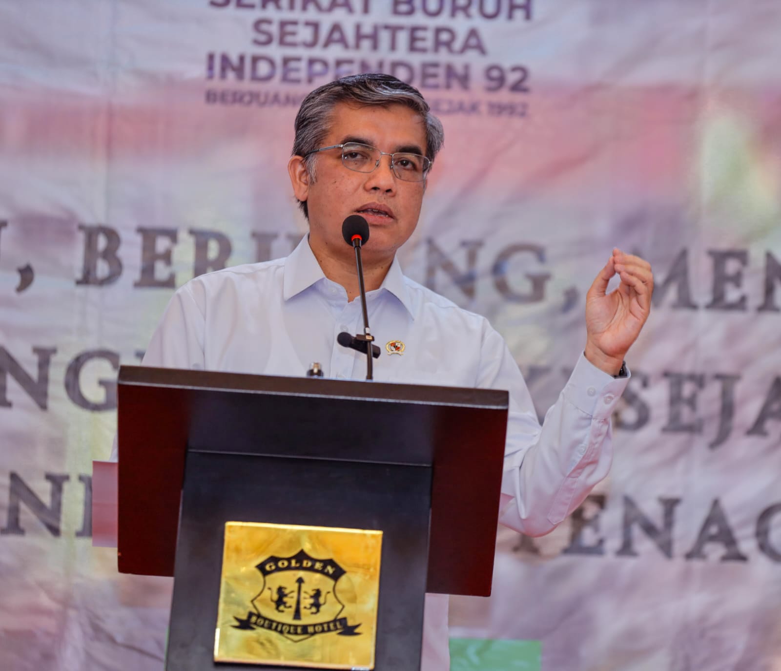 Menaker Yassierli Ajak Serikat Buruh Jadi Penggerak Peningkatan Kompetensi Pekerja (SinPo.id/Kemnaker)