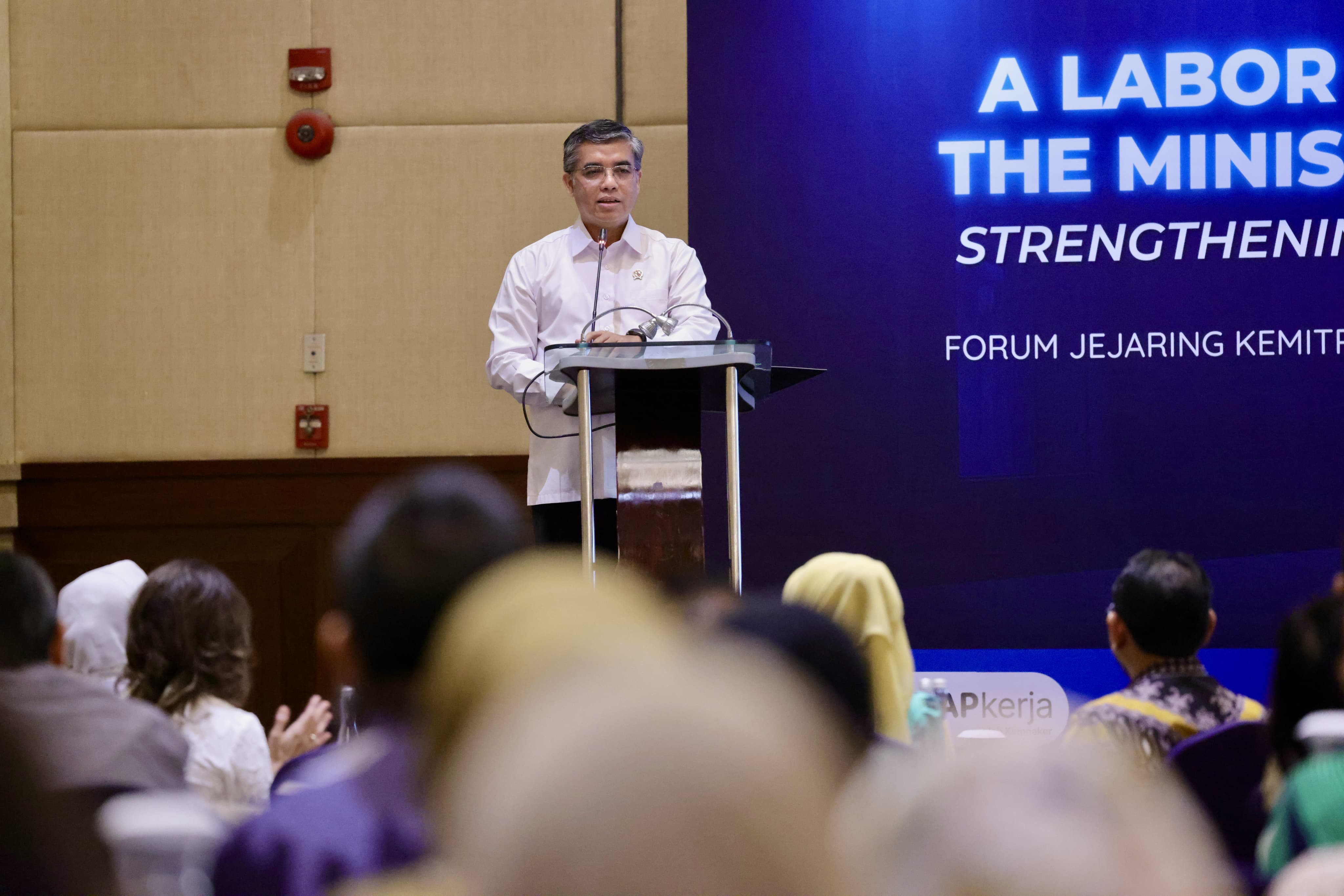 Menteri Ketenagakerjaan RI Yassierli. (SinPo.id/dok. Kemnaker)