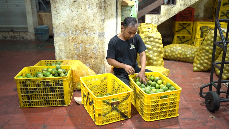 Omzet Pedagang Jeruk di Solo Naik Signifikan Berkat Program MBG (SinPo.id/Bakom RI)