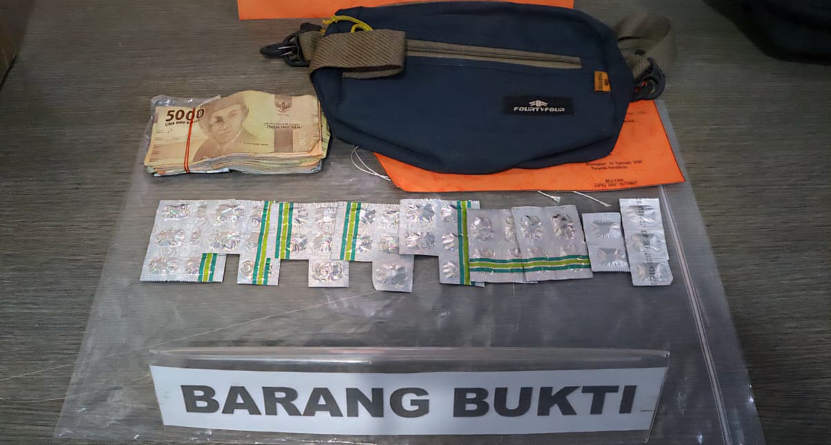 Ilustrasi barang bukti obat keras ilegal (SinPo.id/Dok.PMJ)