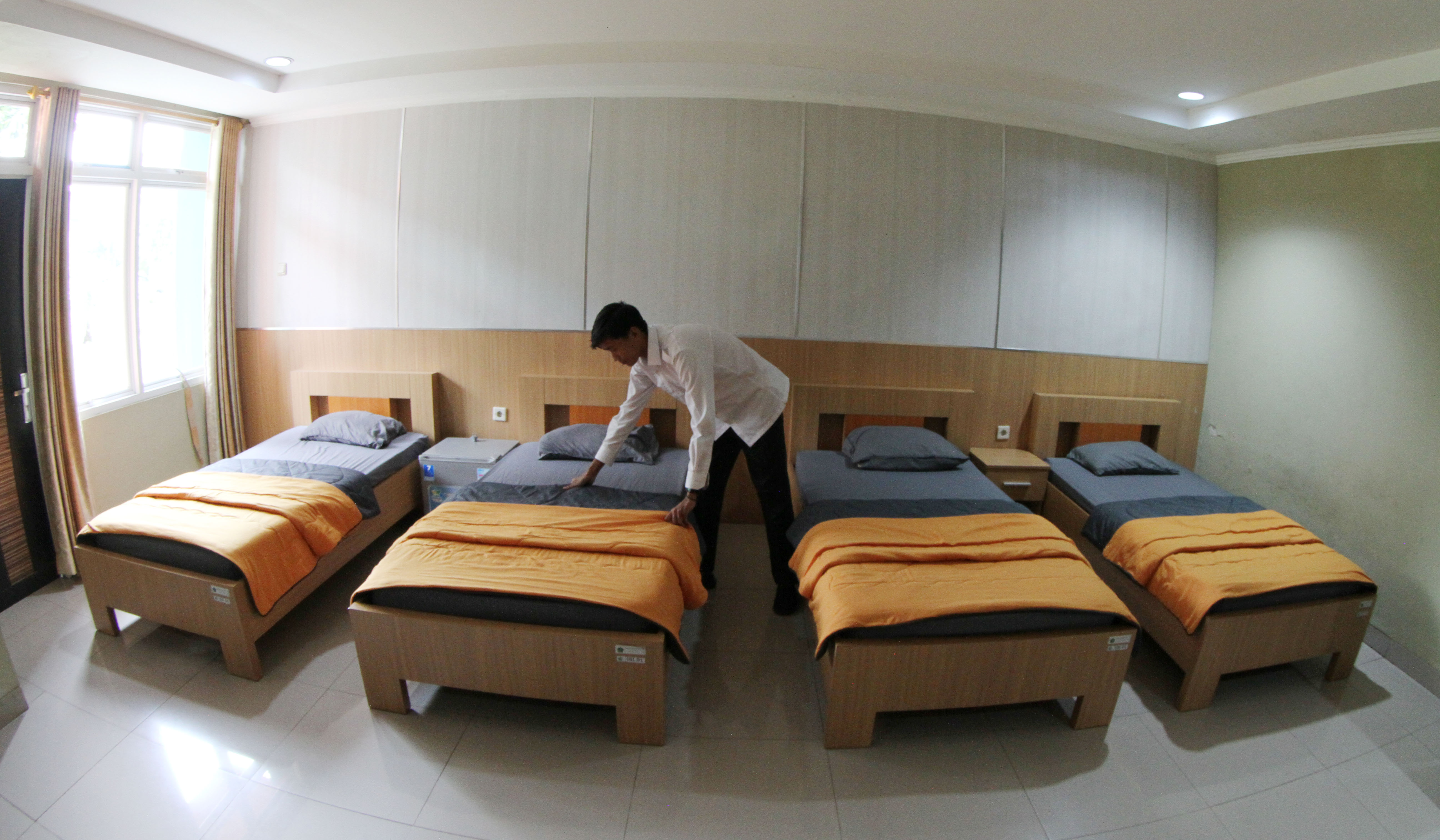 Persiapan asrama Haji Pondok Gede. (Agus Priatna/SinPo.id)