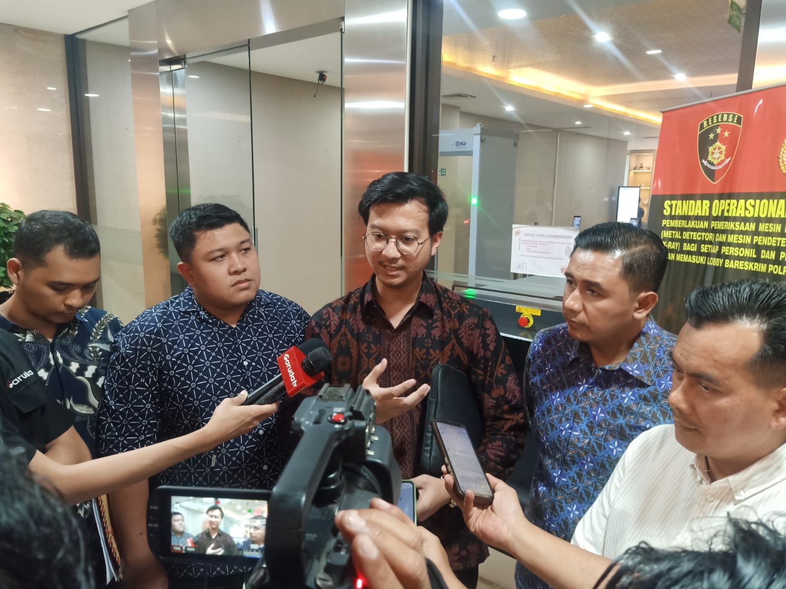 Proses pelaporan polemik penggunaan NKV oleh Pusat Perkulakan Ternama (Sinpo.id/tim media)