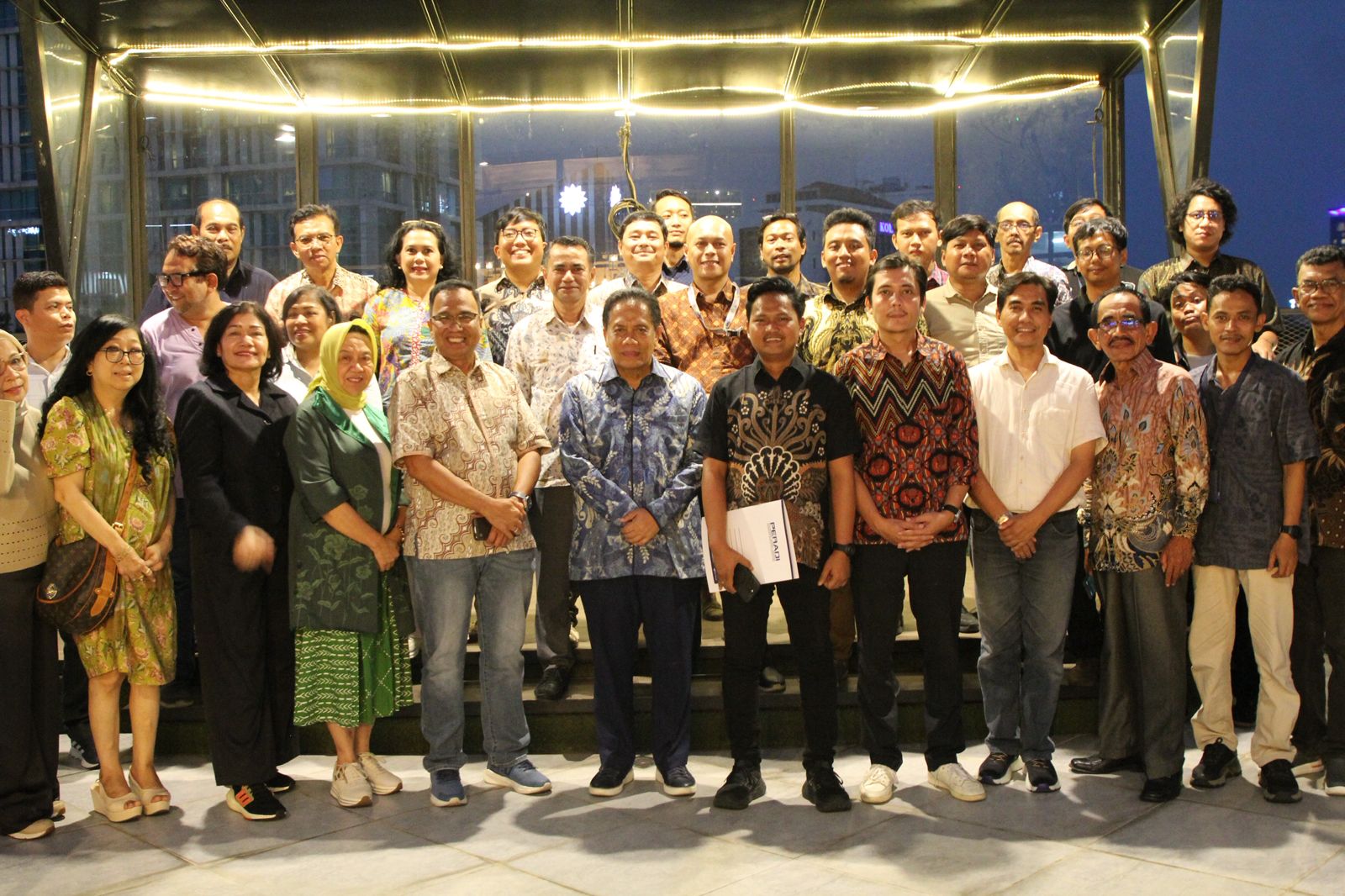 Suasana penandatanganan Mou PERADI dan IWAKUM (Sinpo.id/tim media)