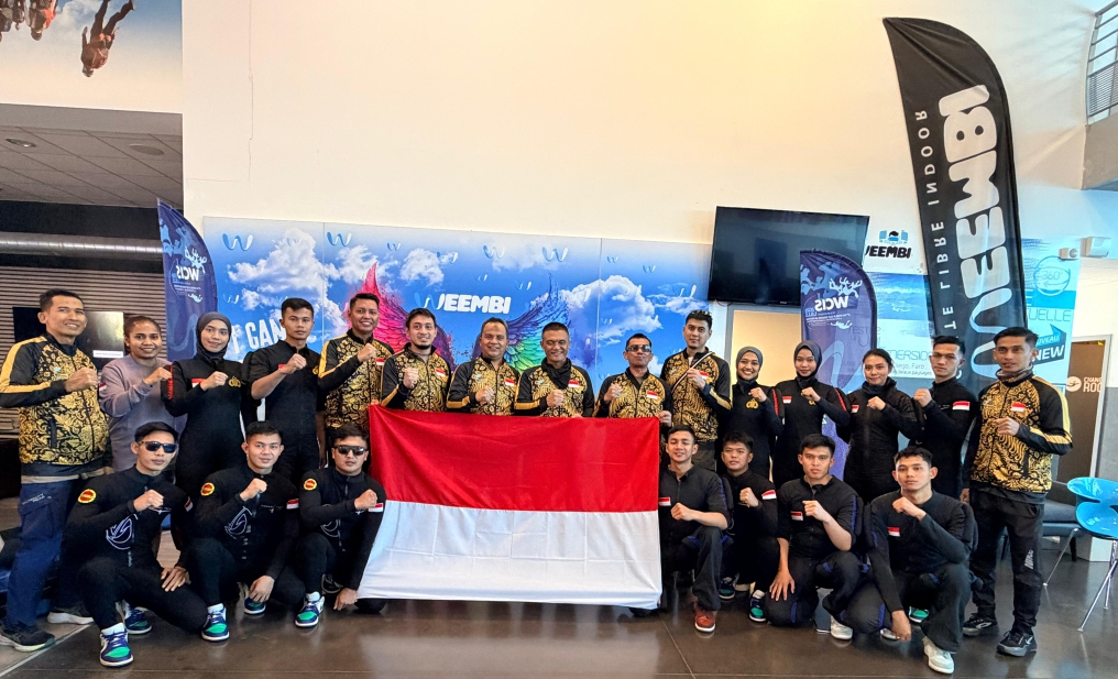 Kontingen Indonesia dalam ajang FAI World Cup of Indoor Skydiving 2026 (SinPo.id/ Humas Polda Metro Jaya)