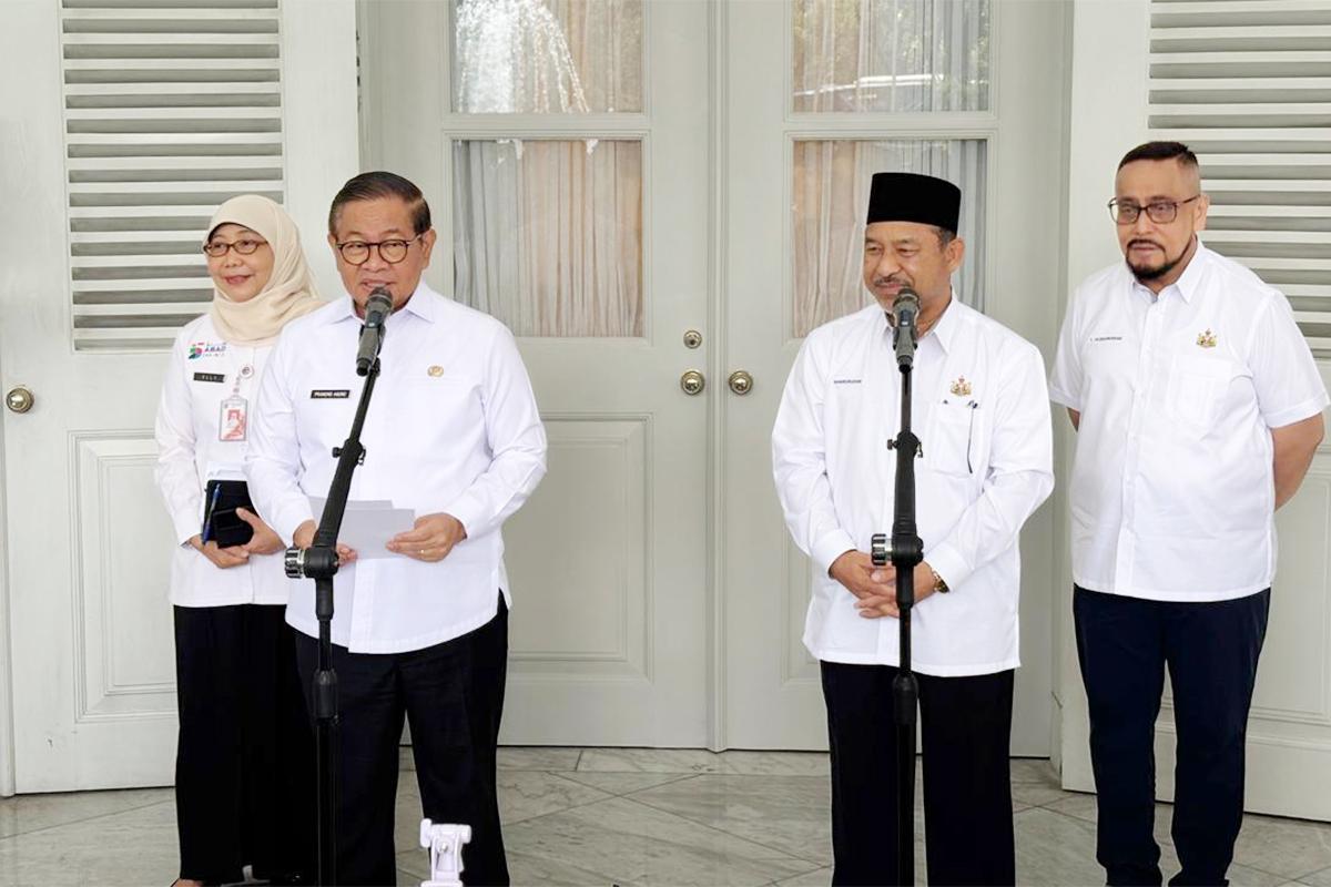 Pramono menerima kunjungan Chief Minister of the State of Kelantan, Dato' Panglima Perang Ustaz Dato' Haji Mohd Nassuruddin (SinPo.id/Beritajakarta)