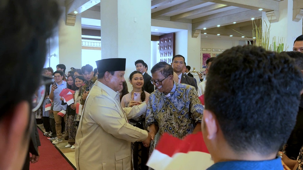 Presiden Prabowo disambut diaspora RI di Filipina (SinPo.id/Bakom RI)