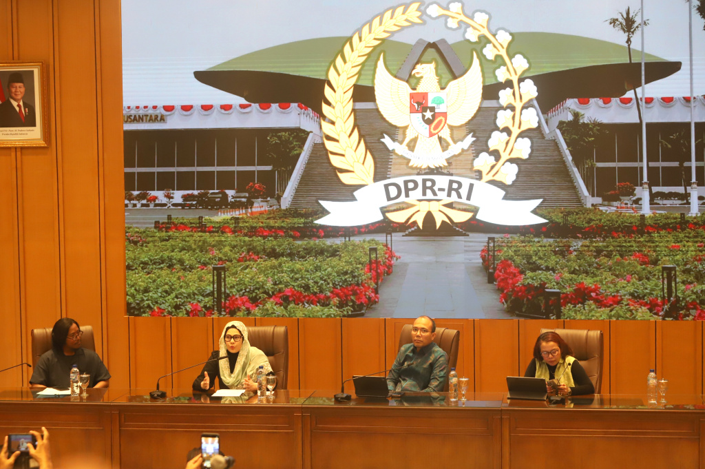 Koordinatoriat Wartawan Parlemen menggelar diskusi Mendorong UMKM Naik Kelas (Ashar/SinPo.id)