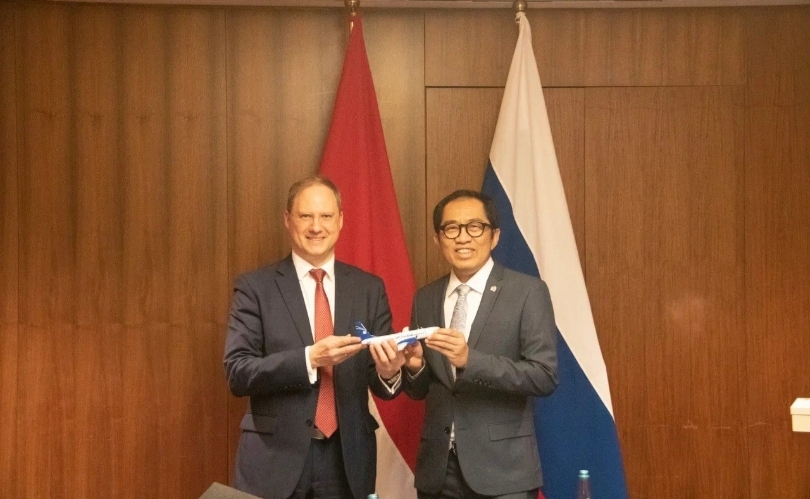 Wamenperin Faisol Riza dan Wamenperin Federasi Rusia Alexey Vladimirovich Gruzdev. (SinPo.id/dok. Kemenperin)