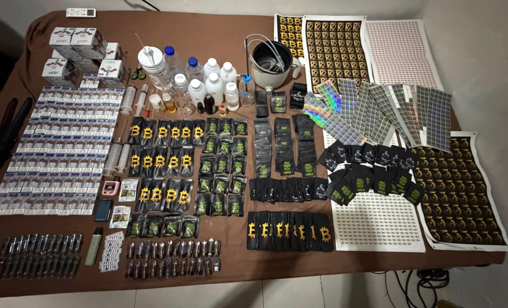 Barang bukti cartridge Vape narkoba (SinPo.id/ Humas Polda Metro Jaya)