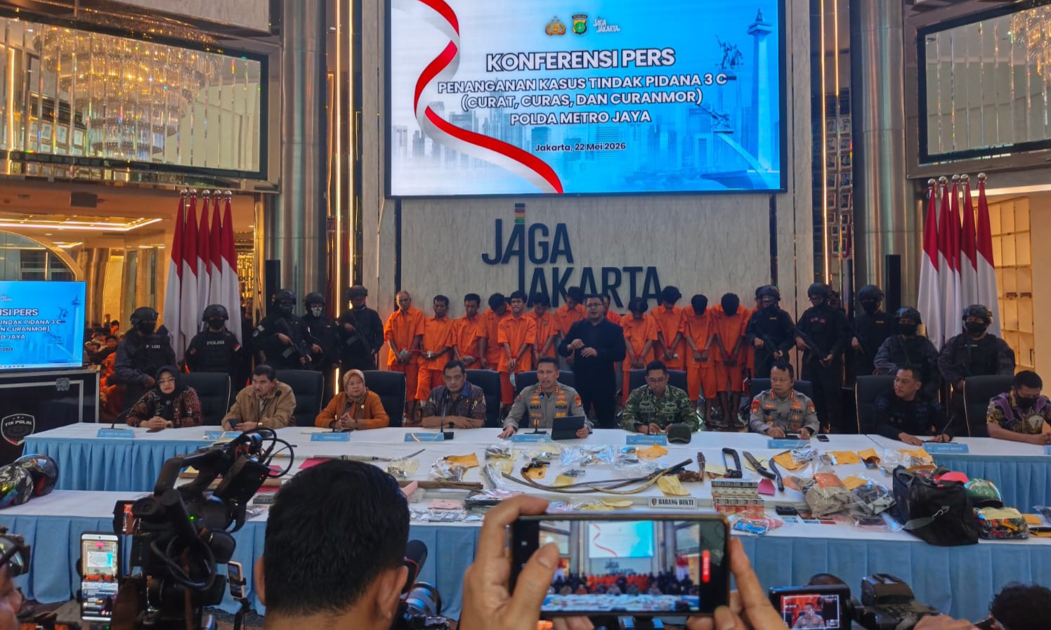 Konferensi pers kasus kejahatan jalanan (SinPo.id/Dok.PMJ)