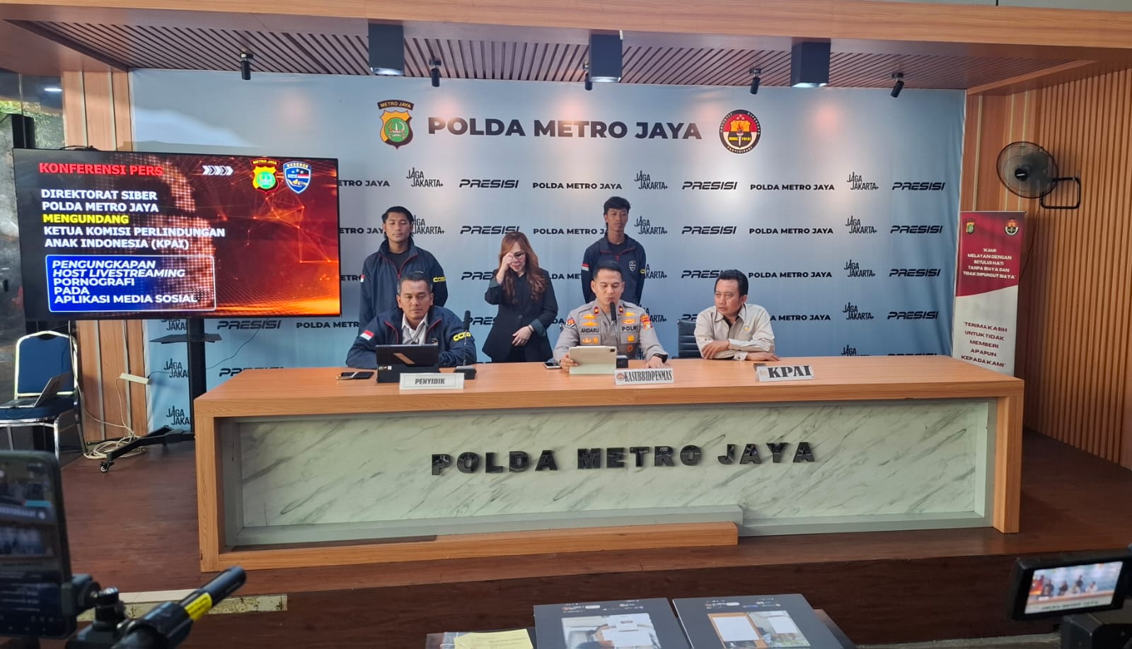 Konfrensi pers kasus pornografi (SinPo.id/Firdausi)