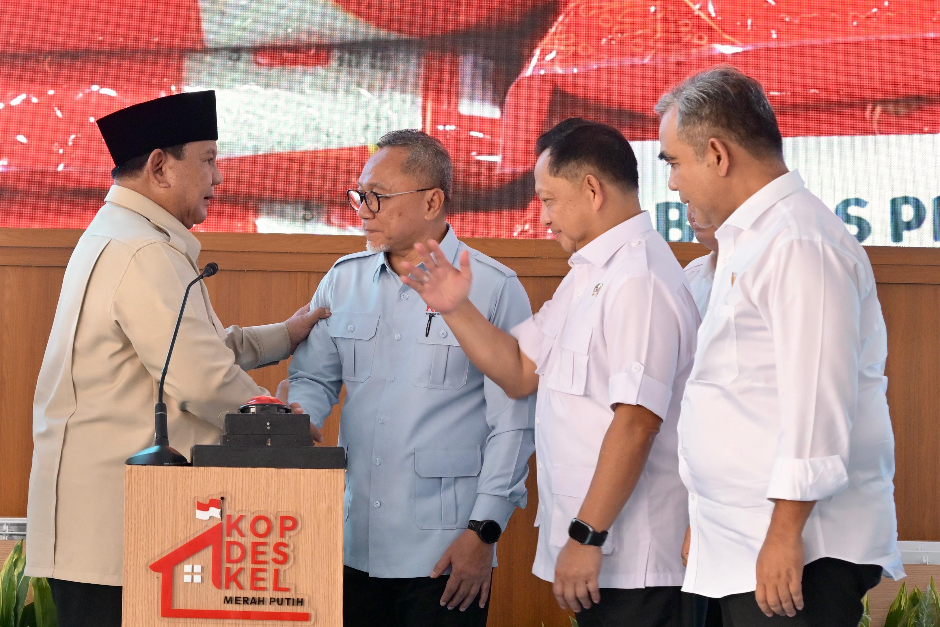 Diresmikan Presiden Prabowo, Operasionalisasi 1.061 Koperasi Desa/Kelurahan Merah Putih Jadi Tonggak Bersejarah (SinPo.id/Biro Setpres)