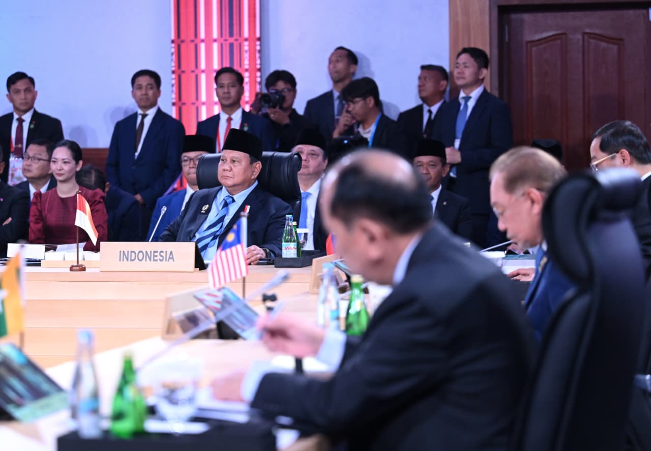 Presiden Prabowo hadiri sesi pleno Konferensi Tingkat Tinggi (KTT) ke-48 ASEAN di Cebu (SinPo.id/Biro Setpres)