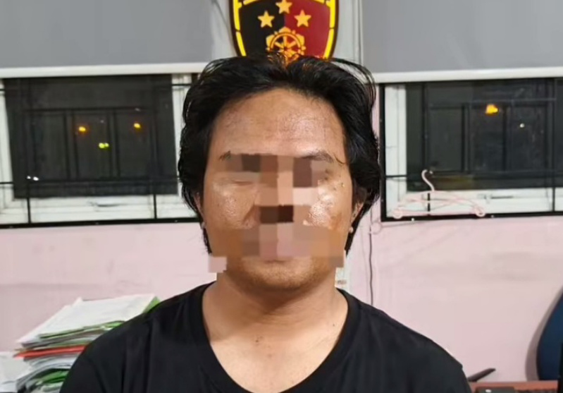 Wajah pelaku yang menendang mobil ambulans di Depok (SinPo.id/Tangkapan layar)