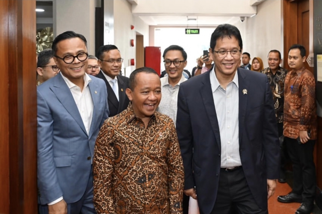 Menteri Keuangan Purbaya rapat bareng Menteri ESDM Bahlil Lahadalia (Foto/Instagram Menkeu RI)