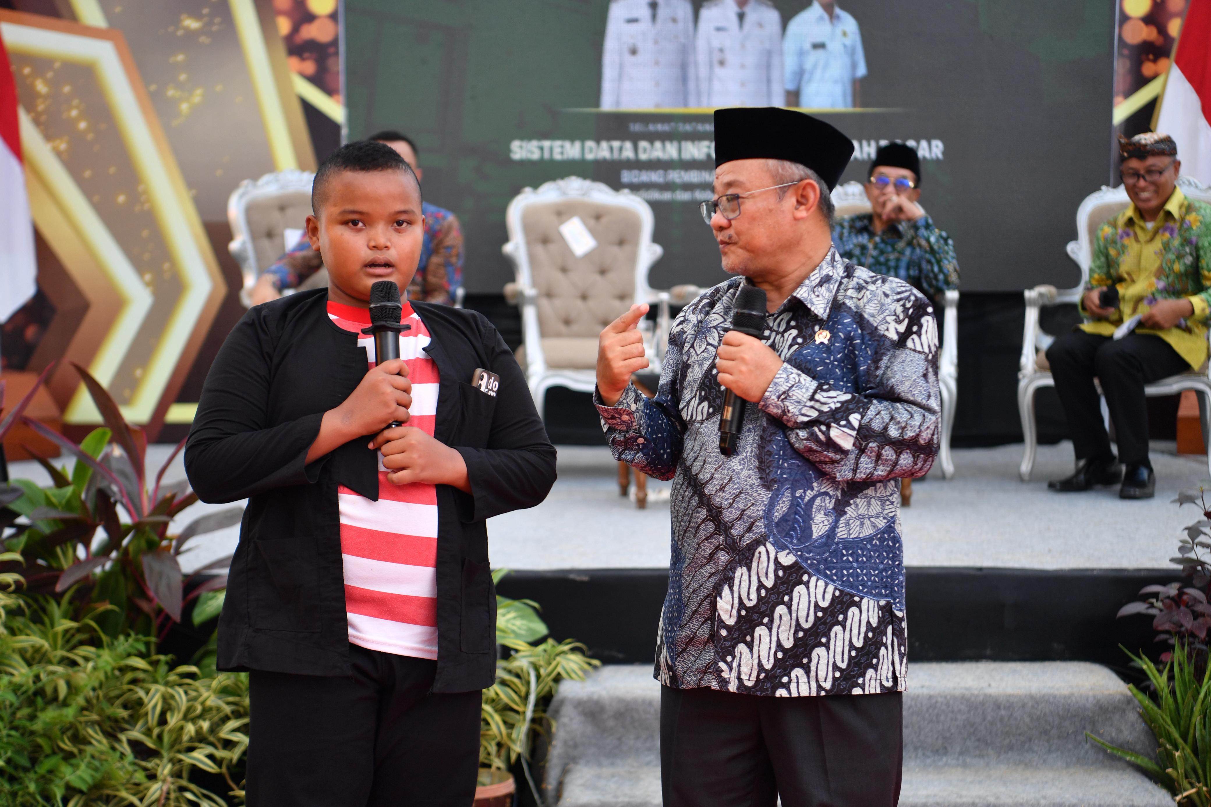 Mendikdasmen Abdul Mu'ti (SinPo.id/Biro Setpres)