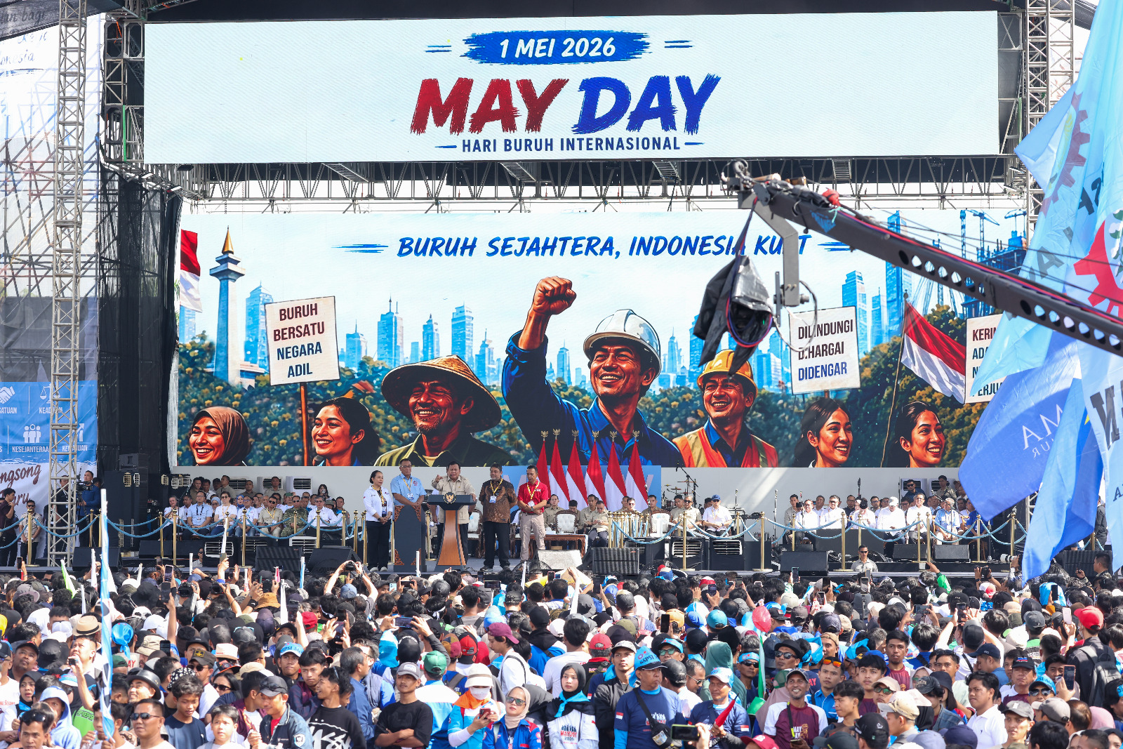 Peringatan Mei Day 2026 di Monas (SinPo.id/Kemnaker)