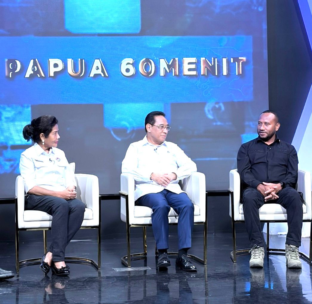 Anggota Komite Eksekutif Percepatan Pembangunan Otonomi Khusus Papua, Yanni (kiri) (SinPo.id/ Dok. Pribadi)