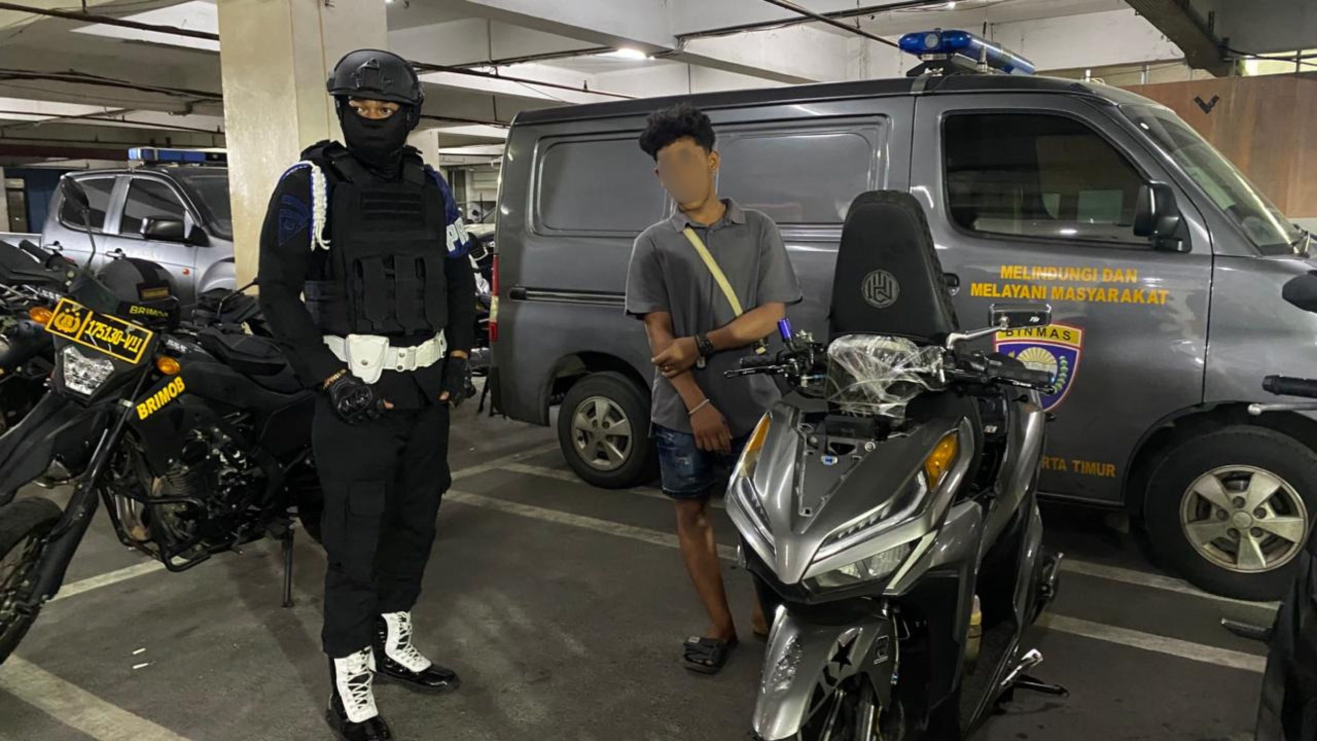 Brimob Polda Metro Jaya menggagalkan balap liar di Jaktim (SinPo.id/Dok.PMJ)