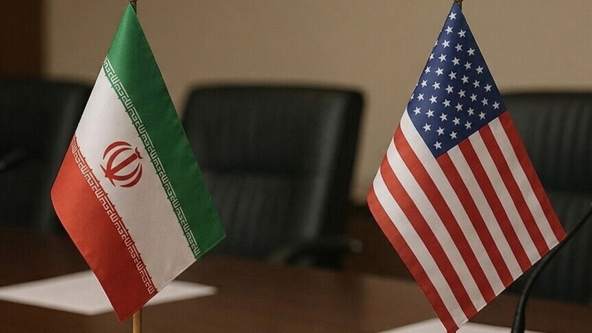 Ilustrasi bendera Iran dan Amerika Serikat (SinPo.id/Anadolu Ajansi)