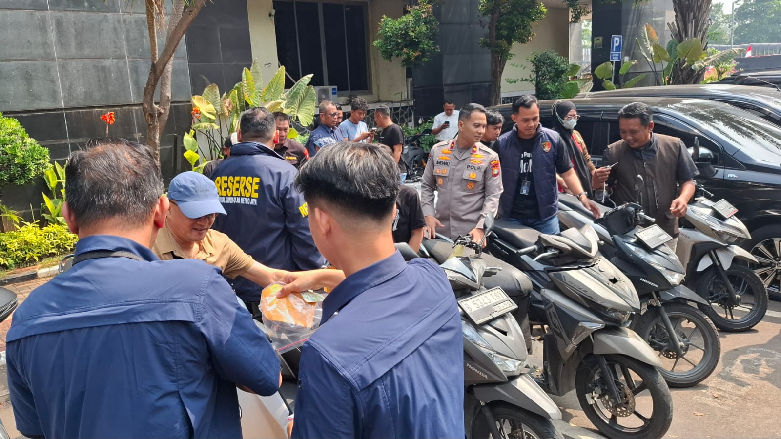 Konfrensi pers pengungkapan kasus curanmor (SinPo.id/Firdausi)