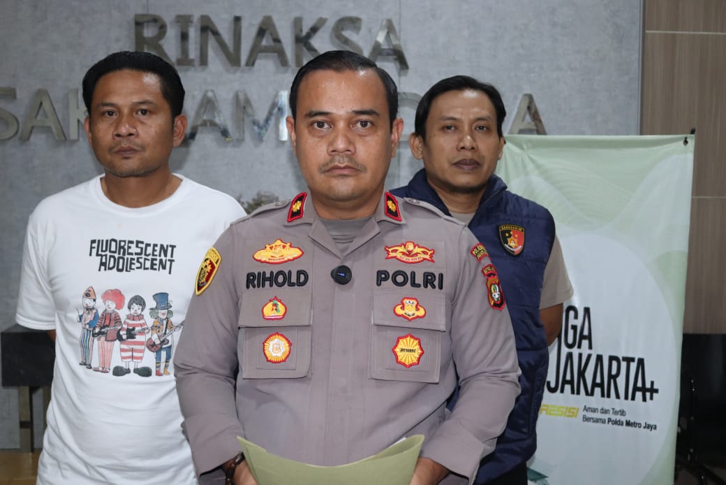 Kapolsek Kalideres Jakarta Barat Kompol Rihold Sihotang (SinPo.id/Dok.Polsek Kalideras)