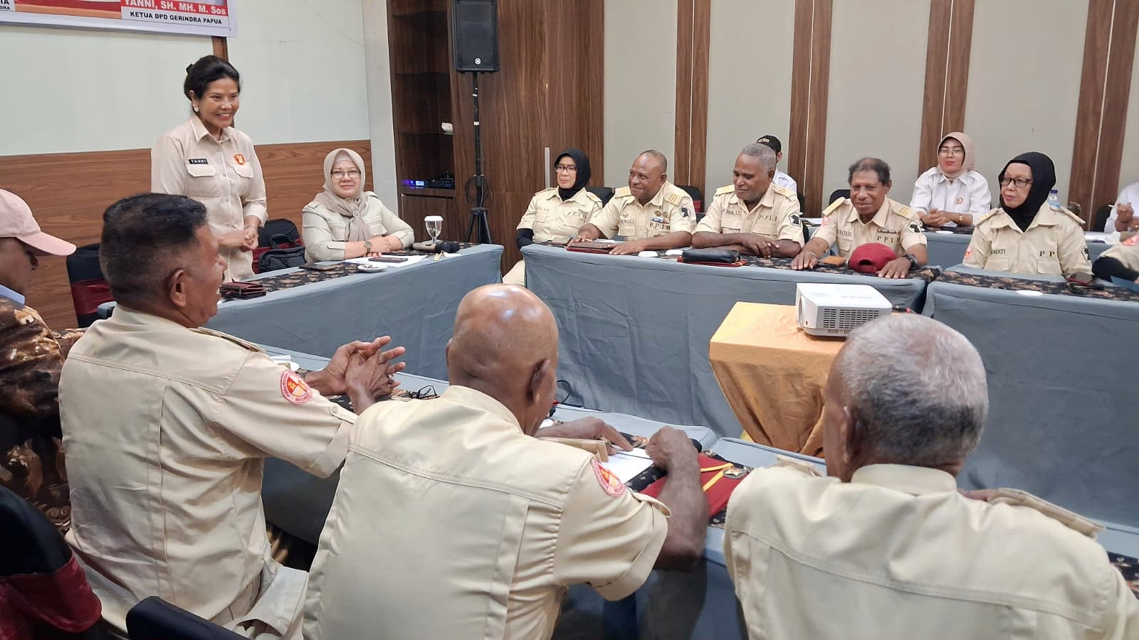Ketua DPD Gerindra Papua saat konsolidasi pasca pengukuhan PPIR (SinPo.id/ Dok. Pribadi)