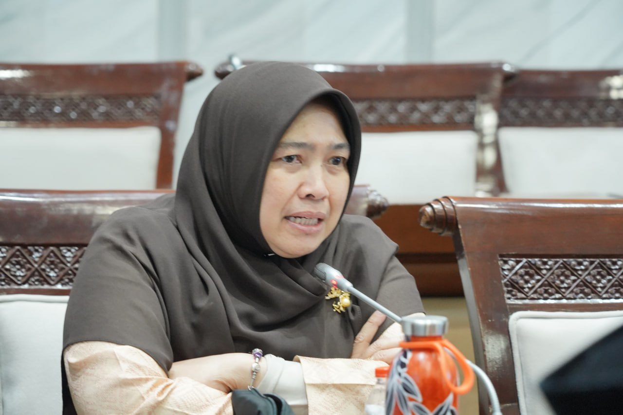 Komisi X DPR: Kesejahteraan Guru Harus Jadi Fondasi Utama RUU Sisdiknas