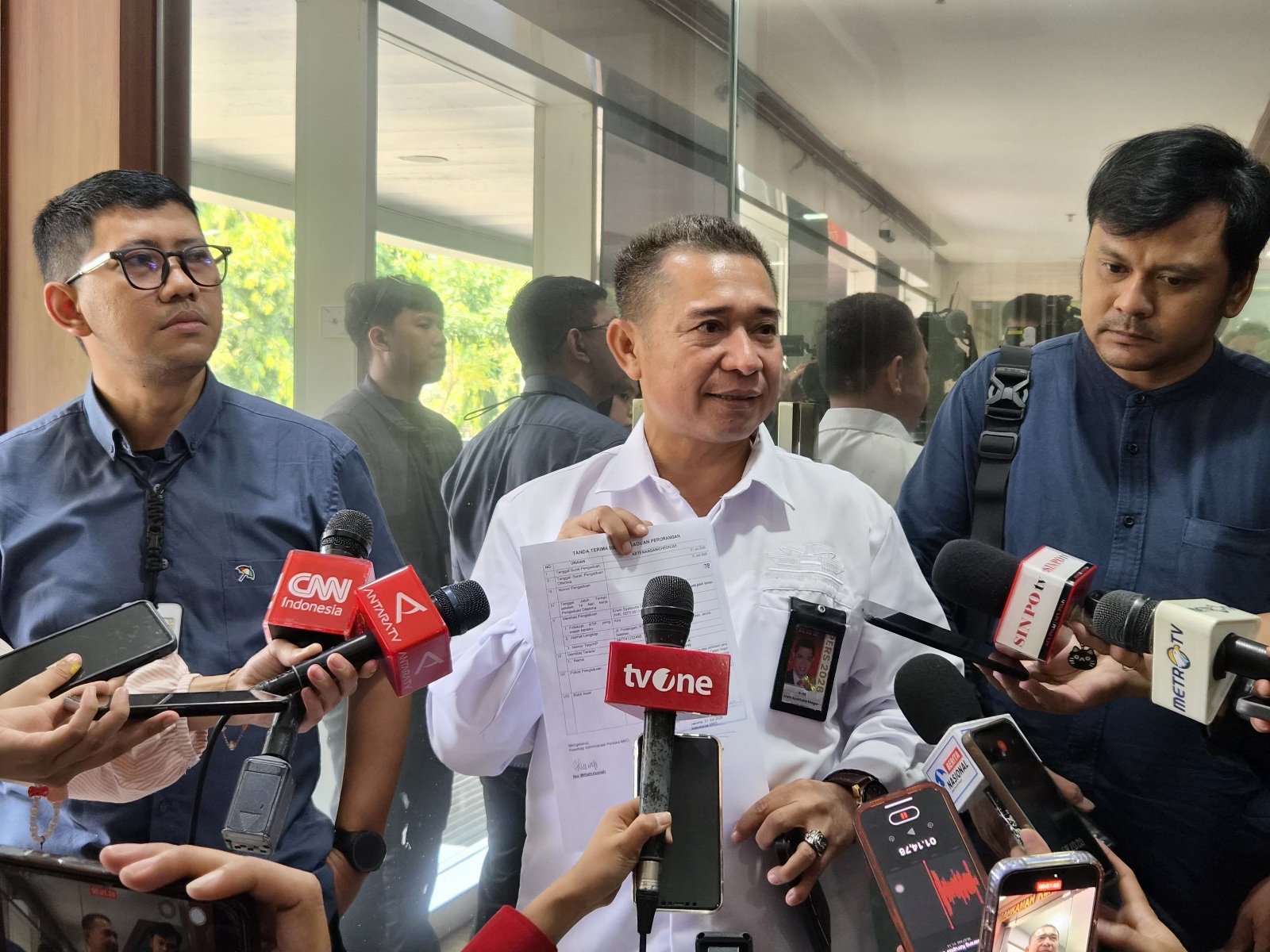 KWP Kecam Benny K. Harman Usai Sebut Wartawan "Otak Kamu Ada Gak"