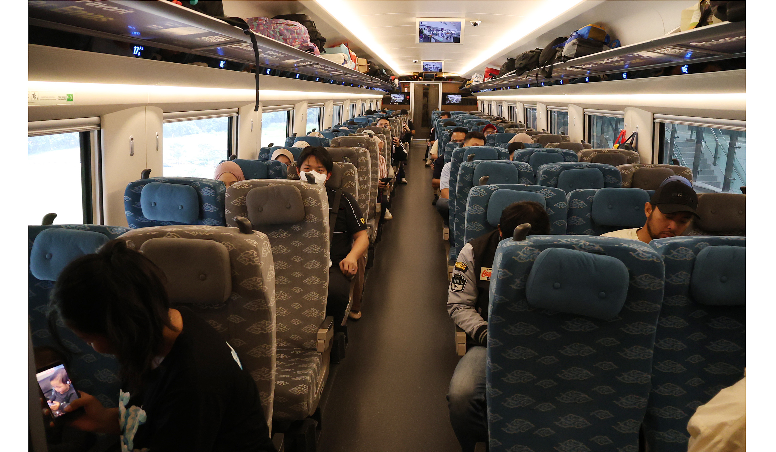Suasana Stasiun Whoosh Halim. (Agus Priatna/SinPo.id)
