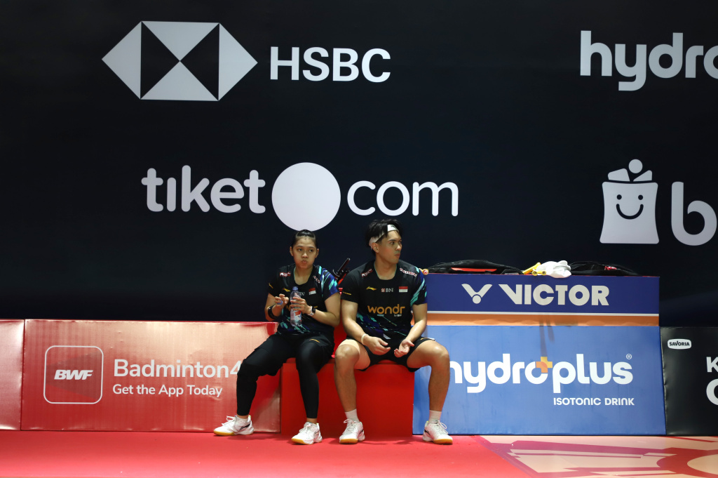 Ganda campuran Indonesia Adnan Maulana/Indah Cahya gugur di babak 8 besar melawan China (Ashar/SinPo.id)
