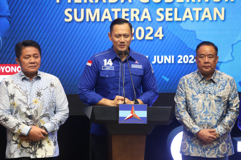 AHY resmi mengumumkan calon Pilkada Sumatera Selatan dan Pilkada Maluku (Ashar/SinPo.id)