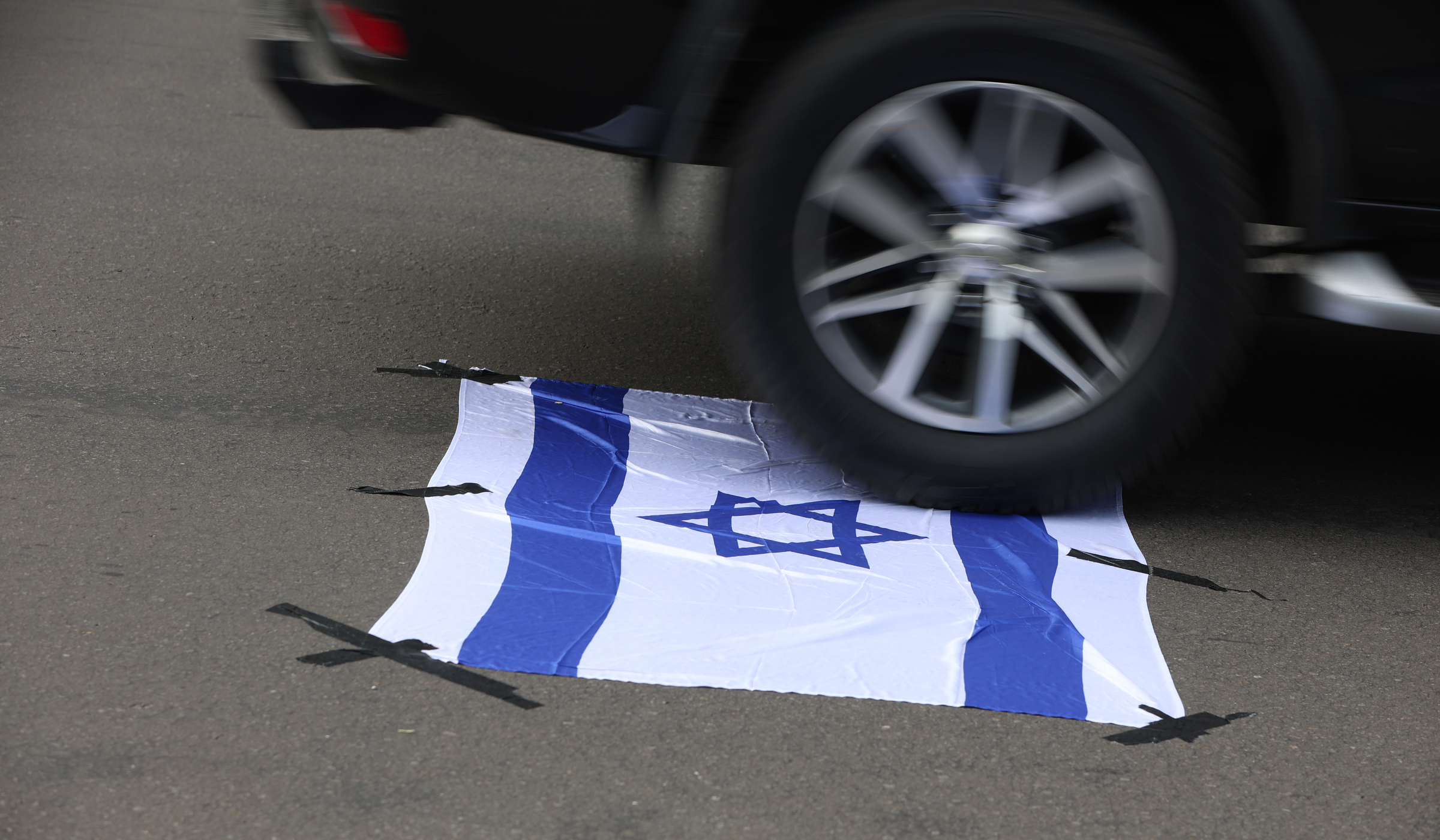 Aksi dukungan Iran di Kedubes AS. (Agus Priatna/SinPo.id)