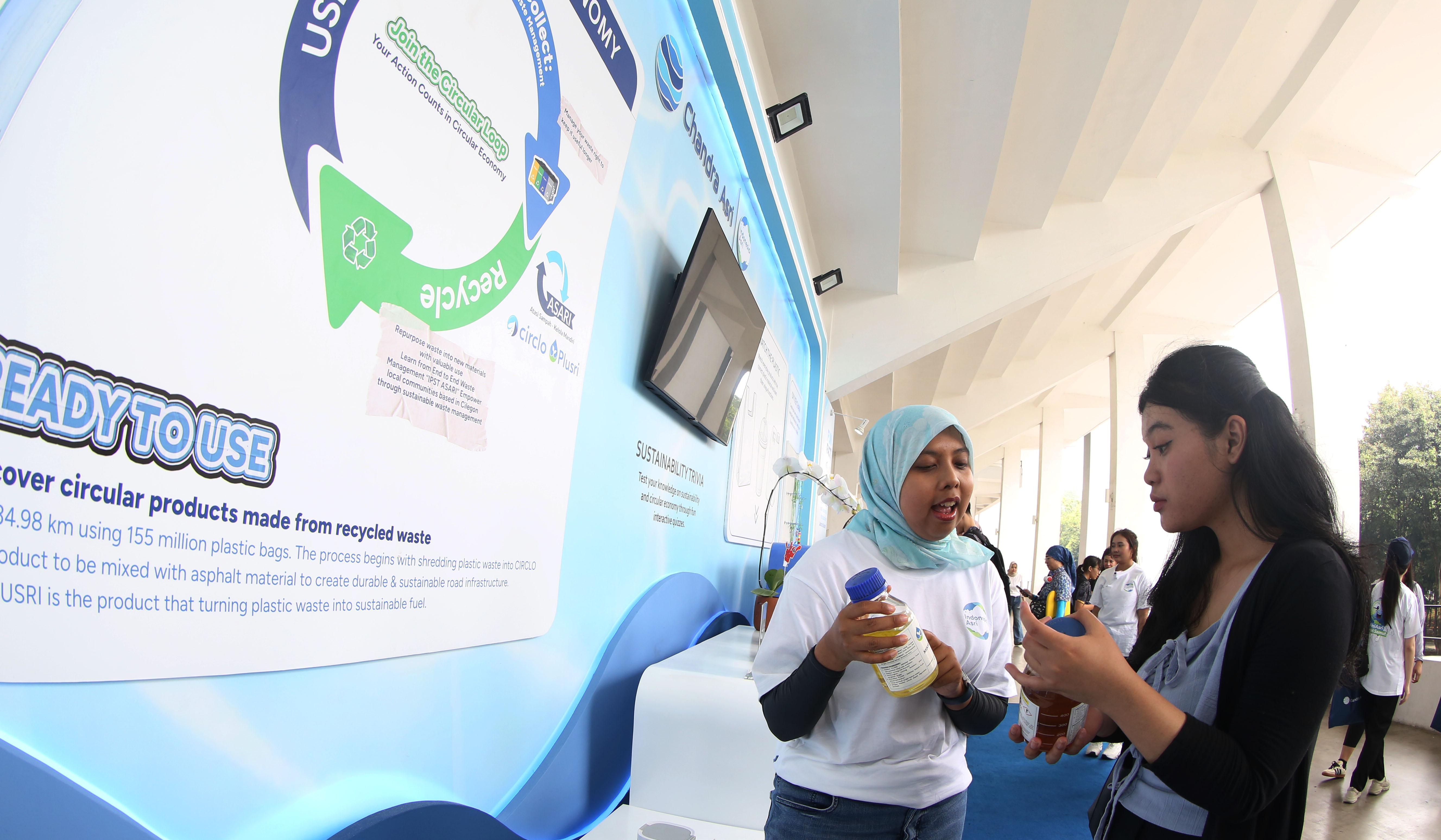 Aksi operasi semut di Indonesia Short Course Emerging Series 2026. (Agus Priatna/SinPo.id)