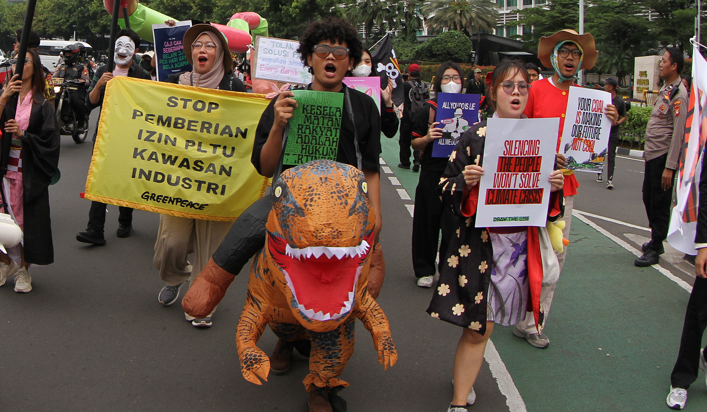 Aksi tuntut keadilan iklim. (Agus Priatna/SinPo.id)