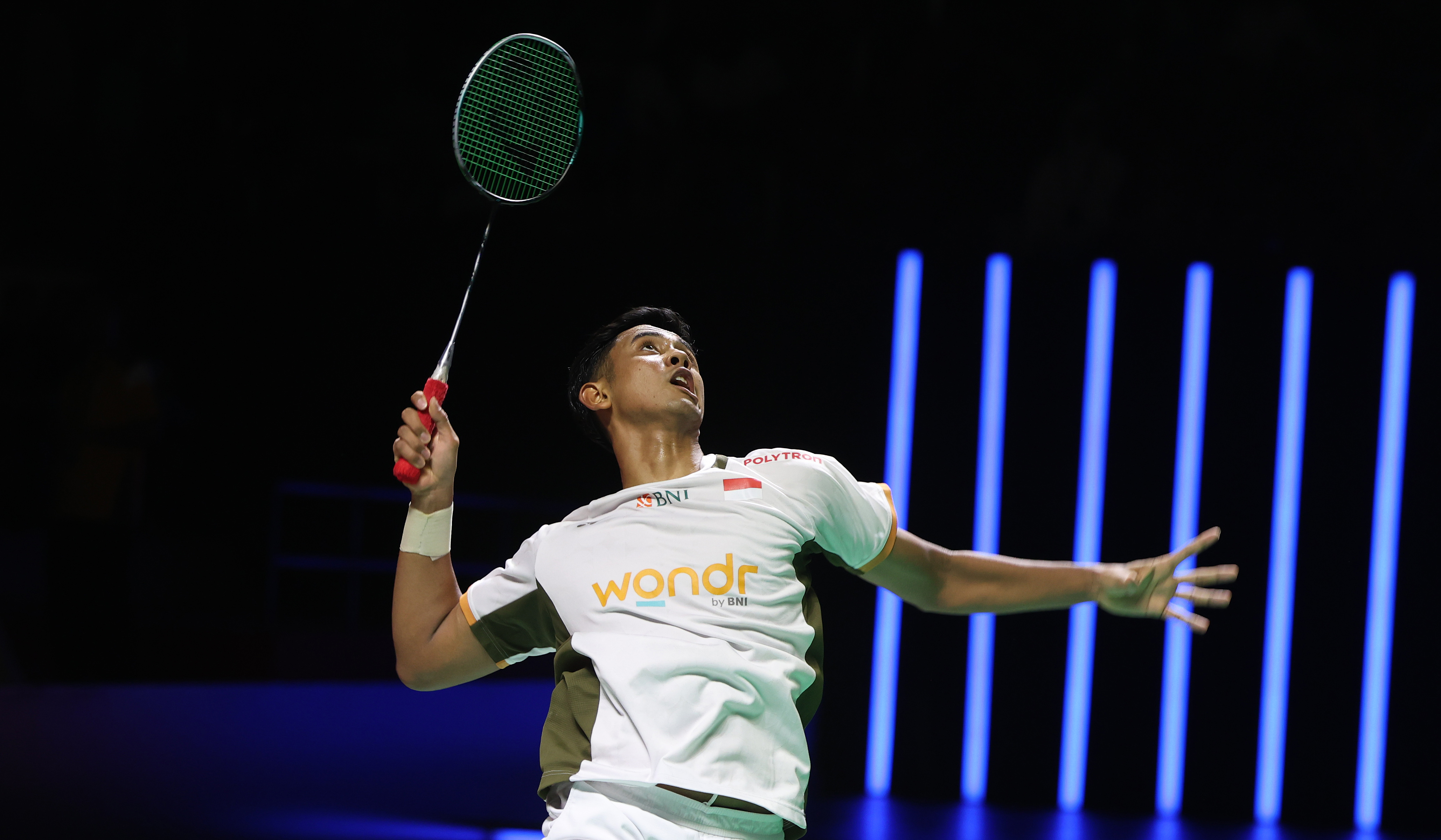 Pebulu tangkis tunggal putra Indonesia Alwi Farhan, saat babak semifinal Daihatsu Indonesia Masters 2026. (Agus Priatna/SinPo.id)