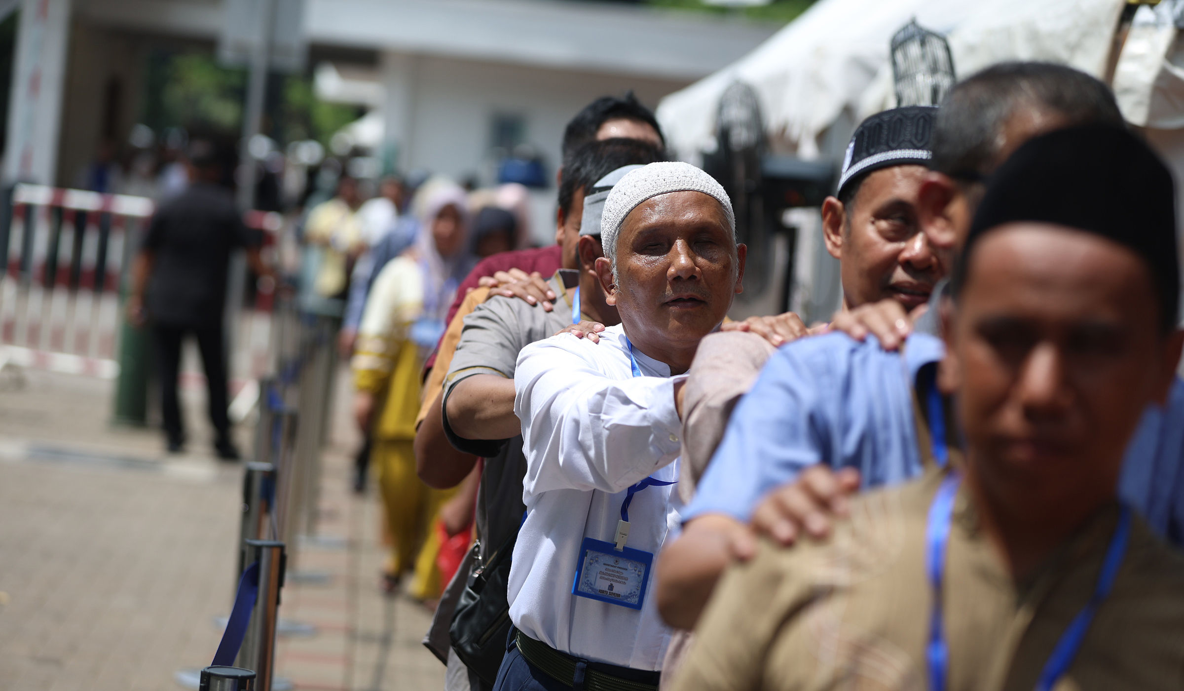 Antrian warga hadiri open house Istana Negara. (Agus Priatna/SinPo.id)