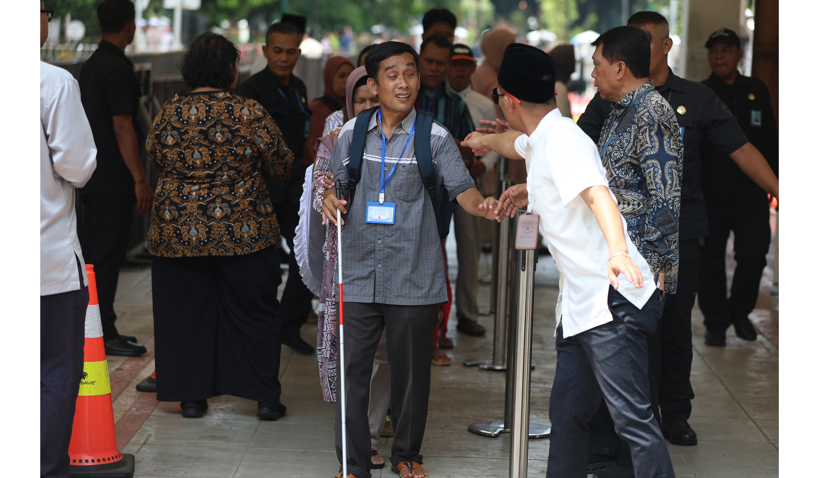 Antrian warga hadiri open house Istana Negara. (Agus Priatna/SinPo.id)