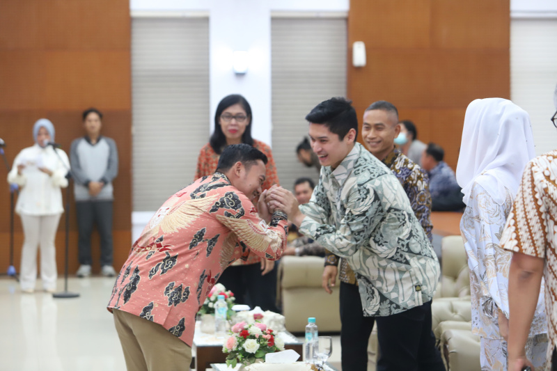 Ariawan sah terpilih kembali menjabat Ketua Koordinatoriat Wartawan Parlemen (KWP) periode 2024-2026 (Ashar/SinPo.id)